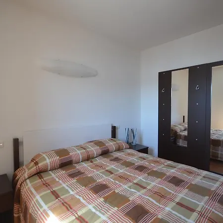 Leonardo House 3 Apartamento Varenna