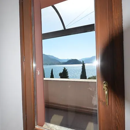 Leonardo House 3 Apartamento Varenna